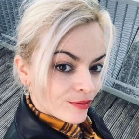 Claudia, Babysitter a Gussago