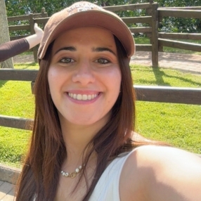 Yara, Babysitter a Desenzano del Garda