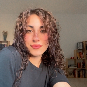 Asia, Babysitter a Perosa Argentina