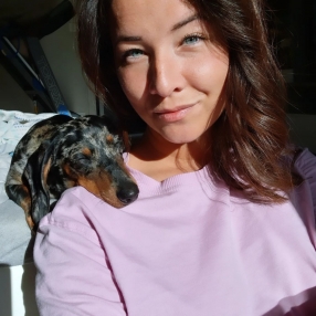 Alessia, Babysitter a Lanzo torinese