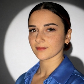 Liana, Babysitter a Vignole Borbera