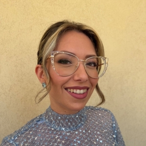 Roberta, Babysitter in Brolo