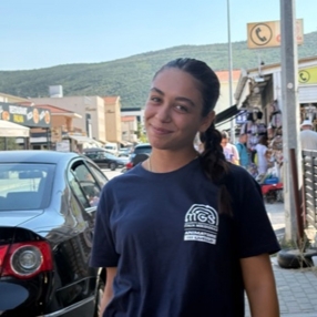 Anna giulia, Babysitter a Bitritto