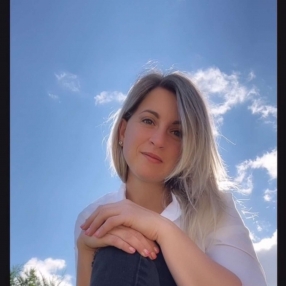 Arianna, Babysitter a Provincia autonoma di Trento