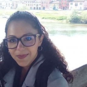 Jennifer , Babysitter a Vigevano