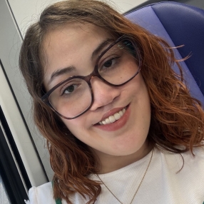 Miriam, Babysitter a Marano di Napoli