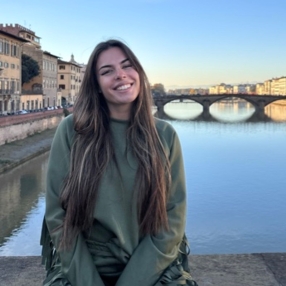Sara, Babysitter a Toirano