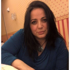 Loredana, Babysitter a San Mango Piemonte