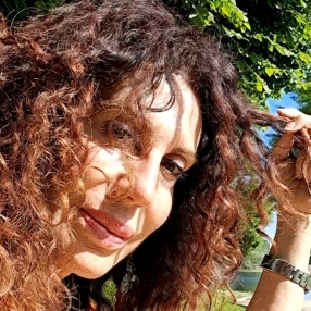 Paola, Babysitter a Sesto Calende