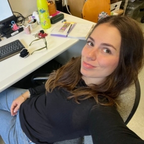 Chiara, Babysitter a Ferrara