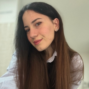 Manuela, Babysitter in Cosenza
