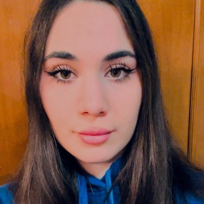 Giulia, Babysitter a Bibbiano