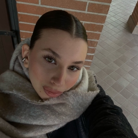 Sara, Babysitter a Castenaso