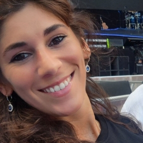 ANTONELLA, Babysitter a Vallefoglia
