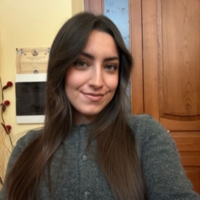 Alessia, Babysitter in Seneghe