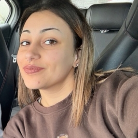 Luigia, Babysitter a Provincia di Chieti