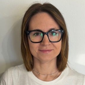 Denisa, Babysitter a Vallese