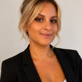 Martina, Babysitter in Cassano Magnago