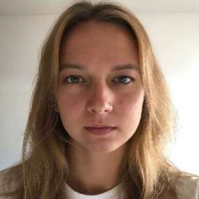 Alessandra, Babysitter a San Michele All'adige