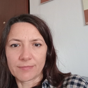 Elisaveta, Babysitter a San Martino Siccomario