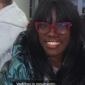 Mayle, Babysitter in San Vito Chietino