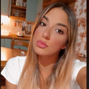 Alessia, Babysitter a Città metropolitana di Palermo