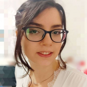 Rachele, Babysitter a Amodio-massariola