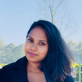 Ashani, Babysitter a Cesate