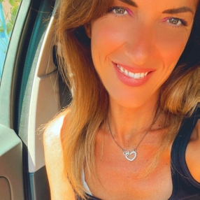 Alessia , Babysitter a Riccione