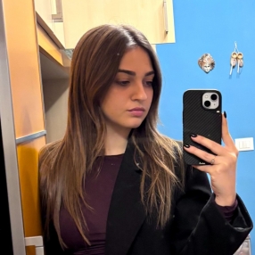 Veronica, Babysitter in Sacile