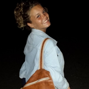 Carlotta, Babysitter a Santena