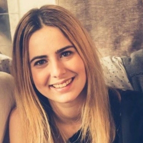 Arianna, Babysitter a Palazzolo Sull'oglio