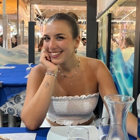 Giada, Babysitter in Pralungo