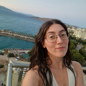 Maria, Babysitter a Provincia di Caserta