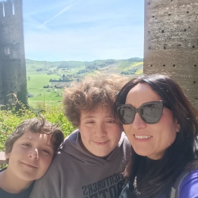 Carla, Famiglia a Praticello