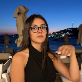 Martina, Babysitter a Buccinasco