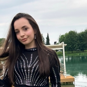 Sara, Babysitter a Verzuolo