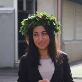 Alessandra , Babysitter a Lariano