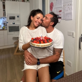 Laura, Famiglia a Meda