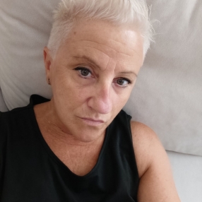 Elisabetta, Babysitter a Santa Lucia