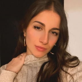 Paola, Babysitter a Putignano