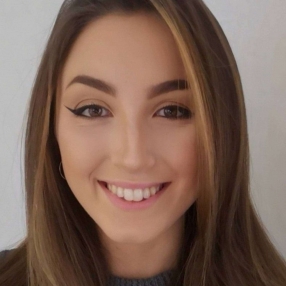 Susanna, Babysitter a Brescia