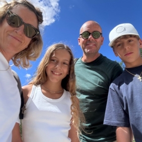 Elisa, Family in Calenzano