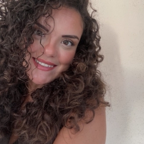 Lucia, Babysitter a Grumo Nevano