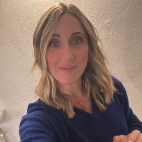 Anna, Babysitter a Valmadrera