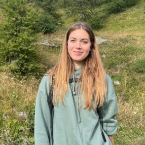 Ilaria, Babysitter a Pinerolo