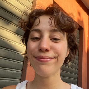 Sara, Babysitter a Valdengo