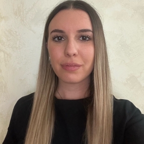 Antonella, Babysitter a Capurso
