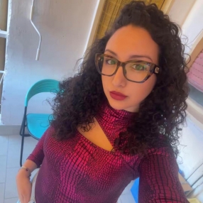 Aurora, Babysitter a Porto Empedocle