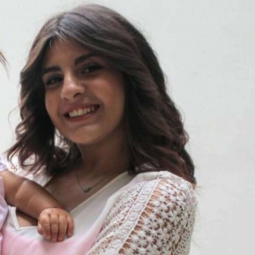 Martina, Babysitter a Cantù